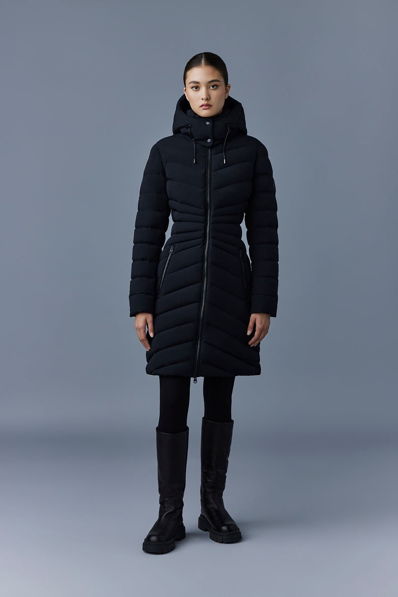 Mackage CAMEA-STR Stretch light with removable hood Dunjackor Dam Svarta | 278TLBXEA