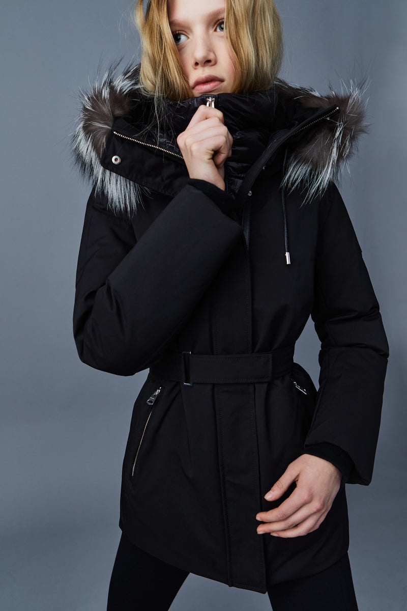 Mackage JENI 2-in-1 with removable bib and silver fox fur Dunparka Dam Svarta | 761WPOSBF