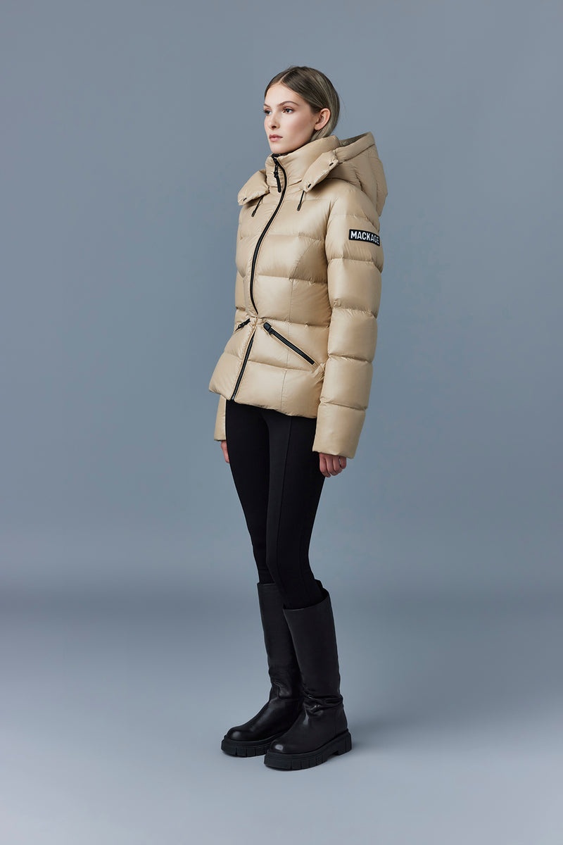 Mackage MADALYN lustrous light with hood Dunjackor Dam Khaki | 165NTYMRC