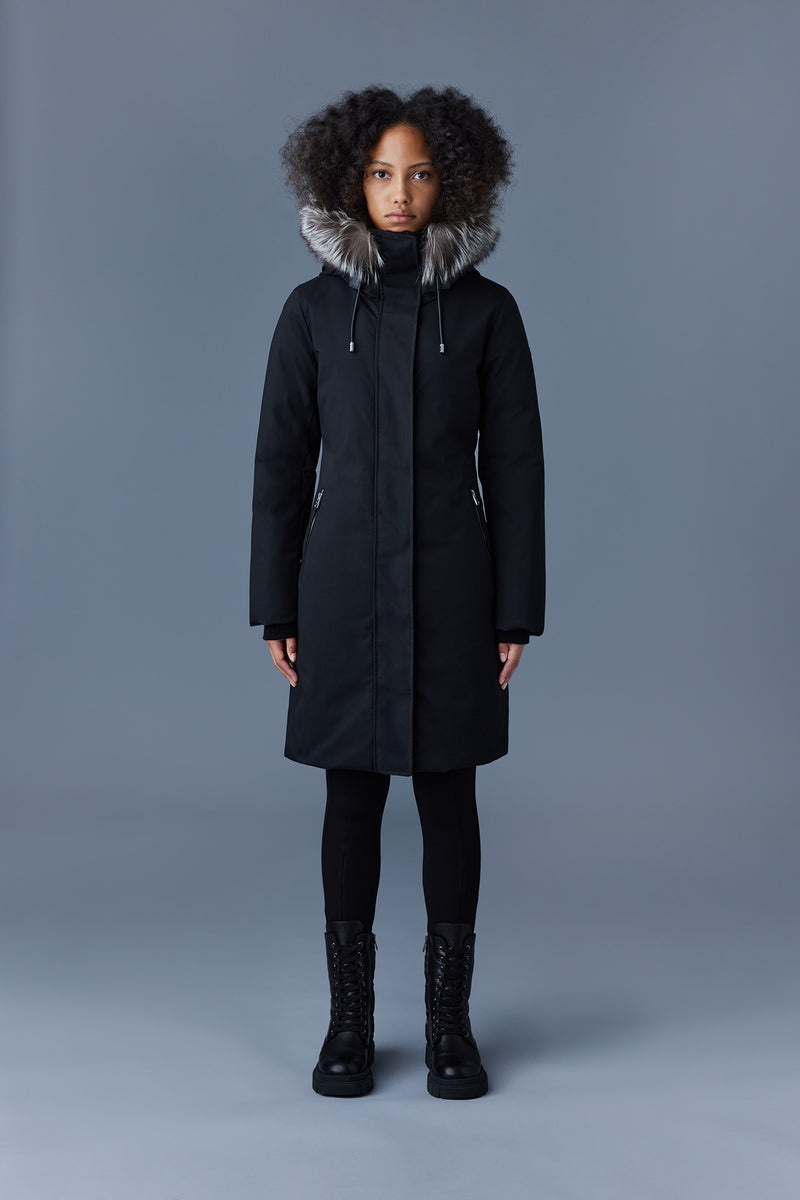 Mackage SHILOH 2-in-1 fitted down with removable bib and silver fox fur Rockar Dam Svarta | 084OFXLQW