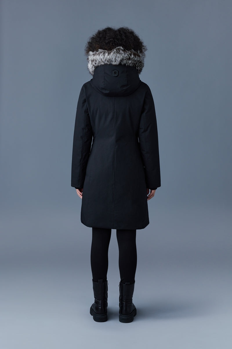 Mackage SHILOH 2-in-1 fitted down with removable bib and silver fox fur Rockar Dam Svarta | 084OFXLQW